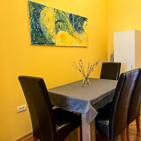 Daniel'S Apartment Belgrade Exterior photo